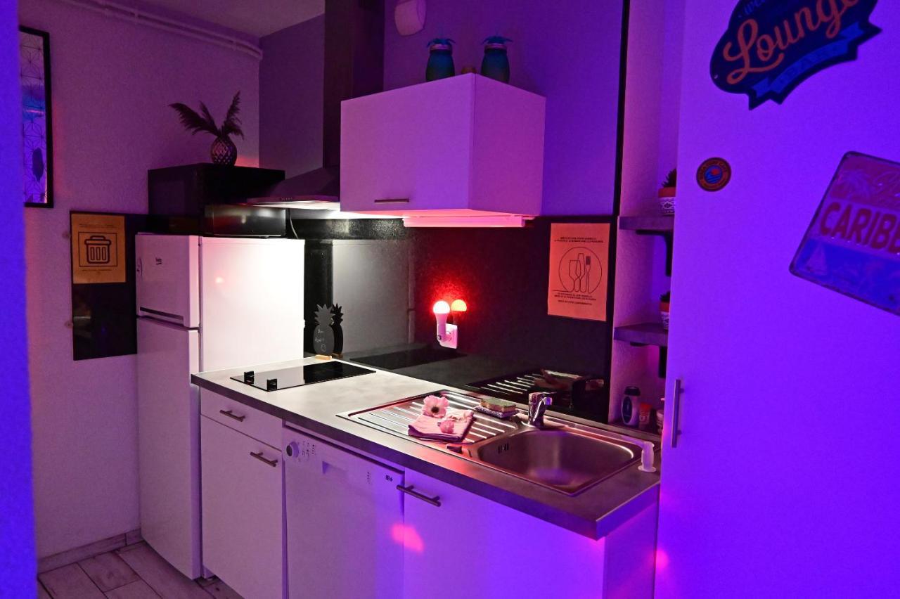 Luxe Sauna Privatif Et Grand Bain Jacuzzi A Deux A Biscarosse Plage Pour Nuit Romantique Avec Decoration Led Et Bougies Біскарросс Екстер'єр фото